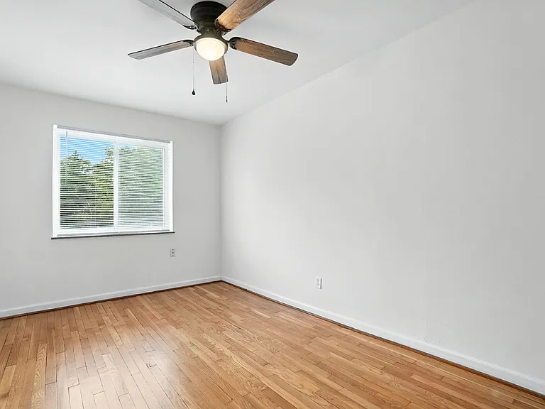 1660 Elmwood Ave — Photo 17