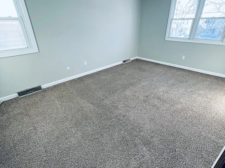 40 W Summerset Ln — Photo 19