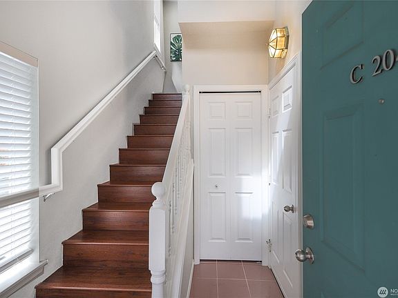 3rd image of 16219 Northup Way APT C204