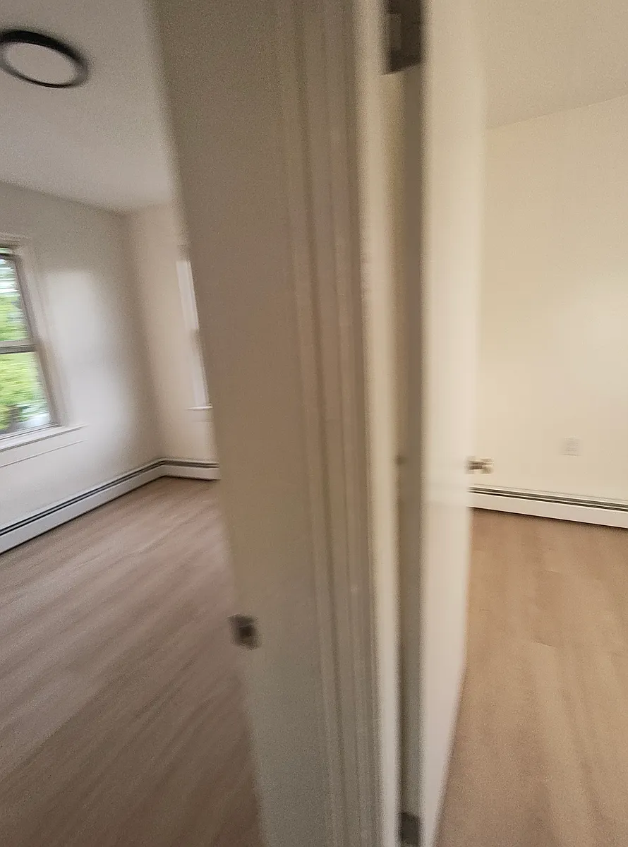Building Photo - 148 Camden Ave #3
