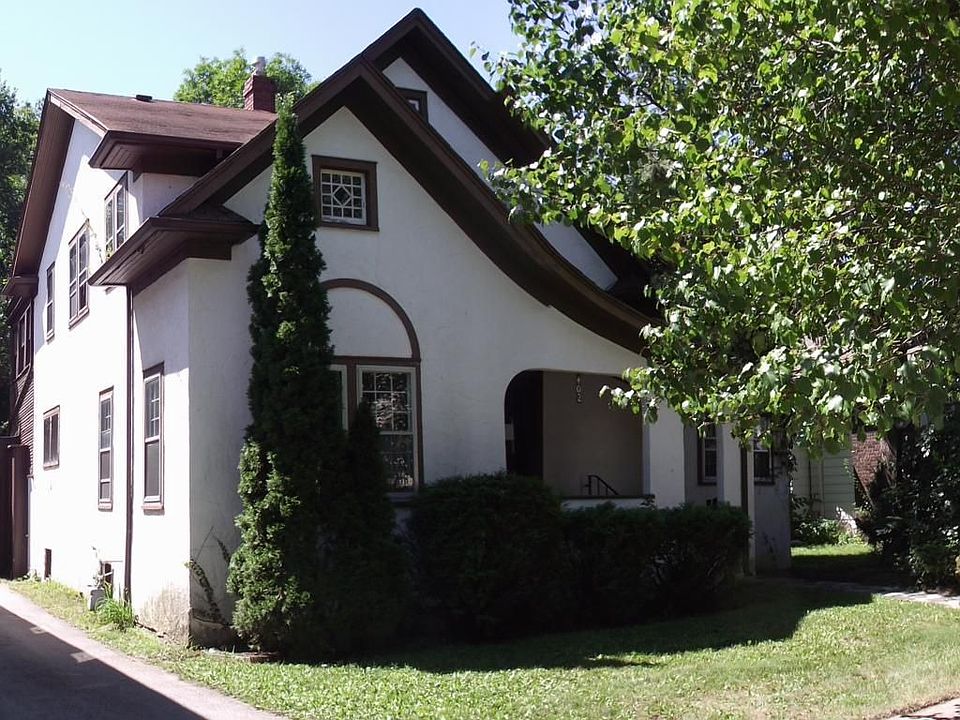 1st image of 402 Churchill St