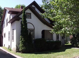 402 Churchill St, Rockford, IL