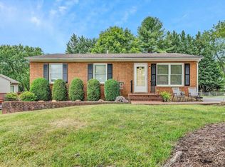 3516 Willowrun Dr NE, Roanoke, VA 24012