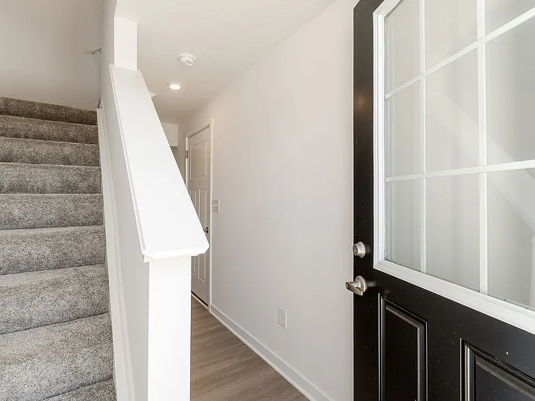 120 Red Willow Dr — Photo 5
