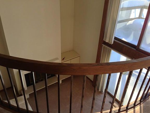5th image of 783 Fairway Ln APT B