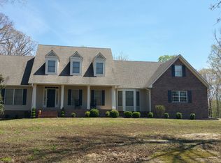 3005 Shady Hill Rd, Lexington, TN 38351