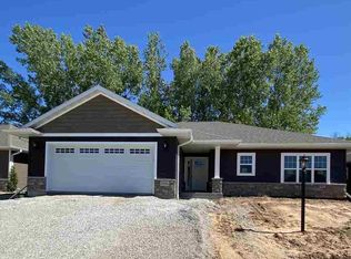 1015 Cecilia Ct, Appleton, WI 54913