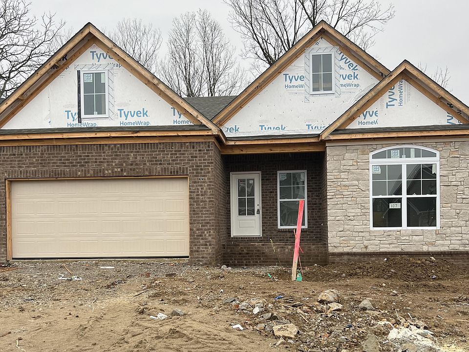 1st image of 661 Shaker Dr