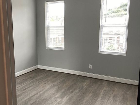 4th image of 2311 Anoka Ave #C