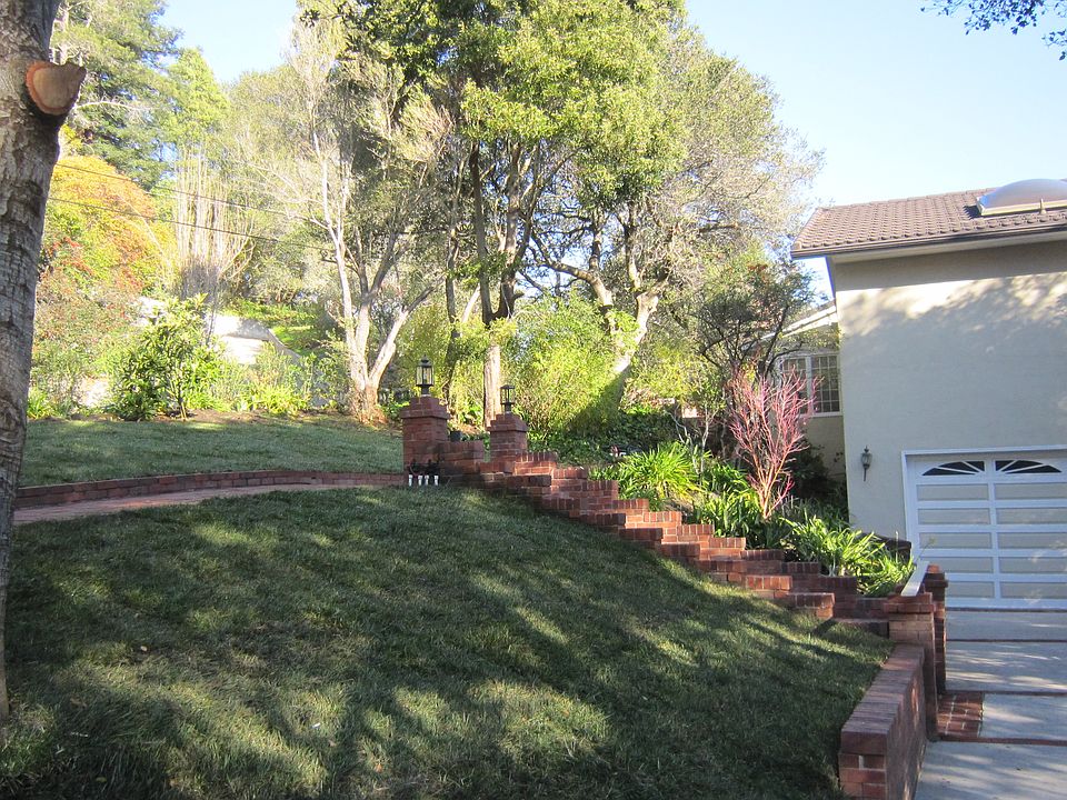 1st image of 102 Fey Dr