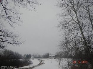 8190 Bailey Rd, Howard City, MI 49329