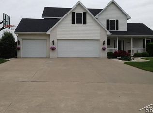 7096 Spring Lake Trl, Saginaw, MI