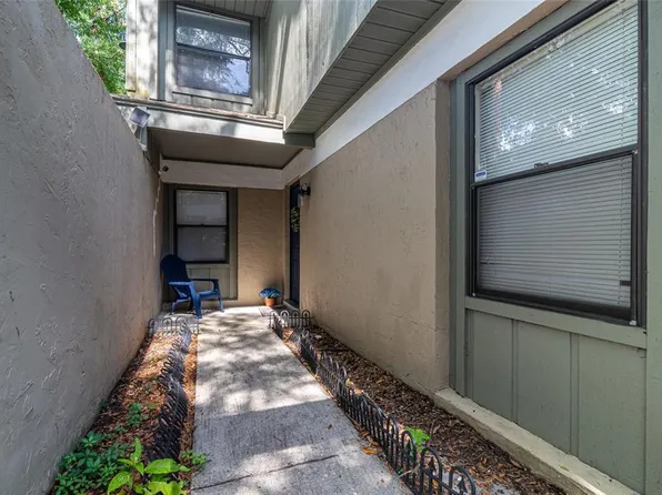 7200 SW 8TH AVENUE #E27, GAINESVILLE, FL 32607