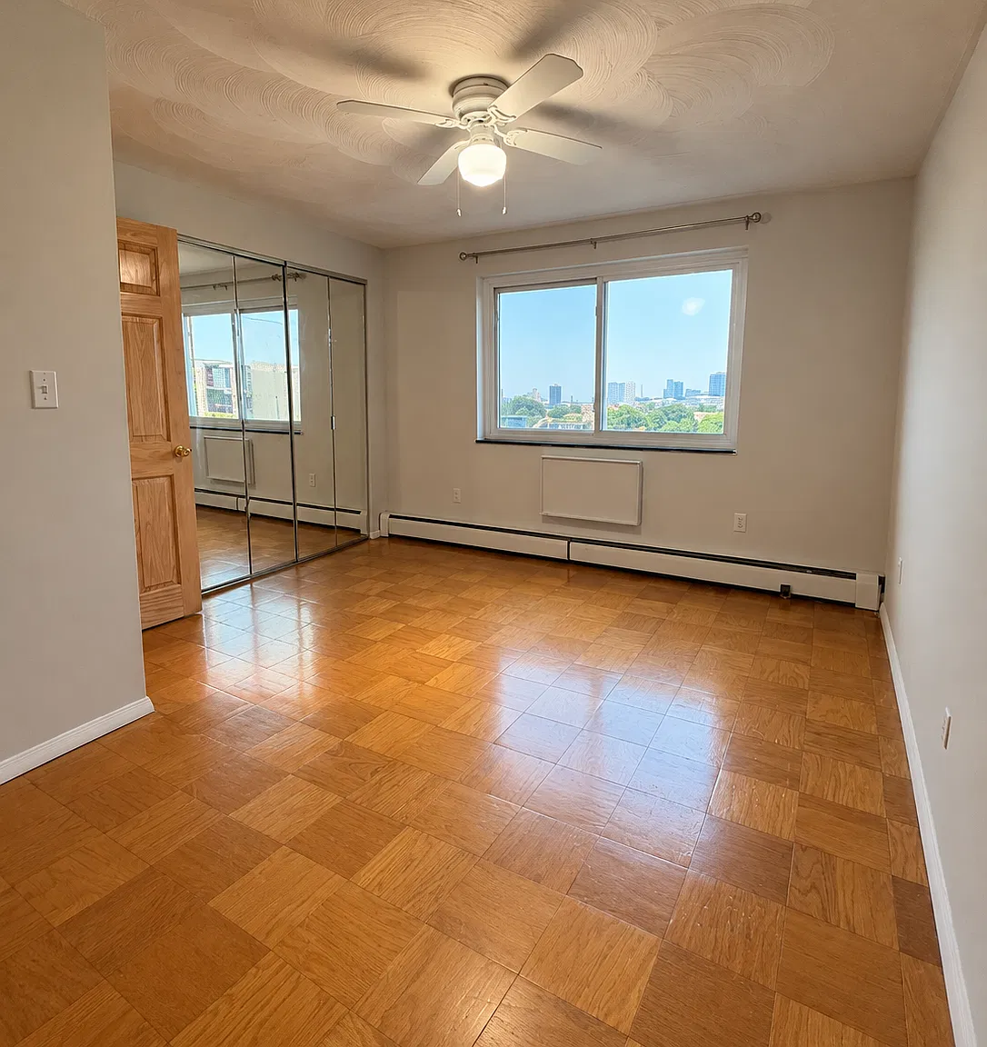 2 bed, 760 sqft, $3,350 — Photo 4