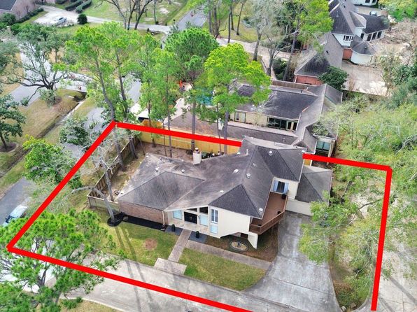 525 Rancho Bauer Dr, Houston, TX 77079