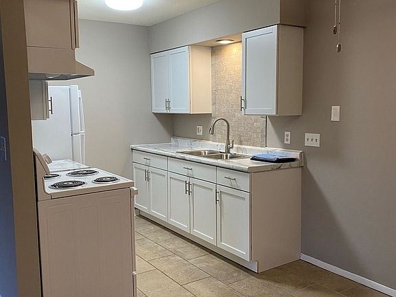 4th image of 1086 S Wells St Unit 3