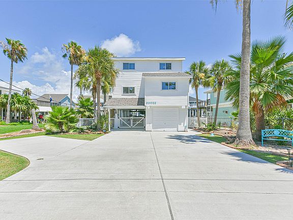 2nd image of 22032 Frio Dr