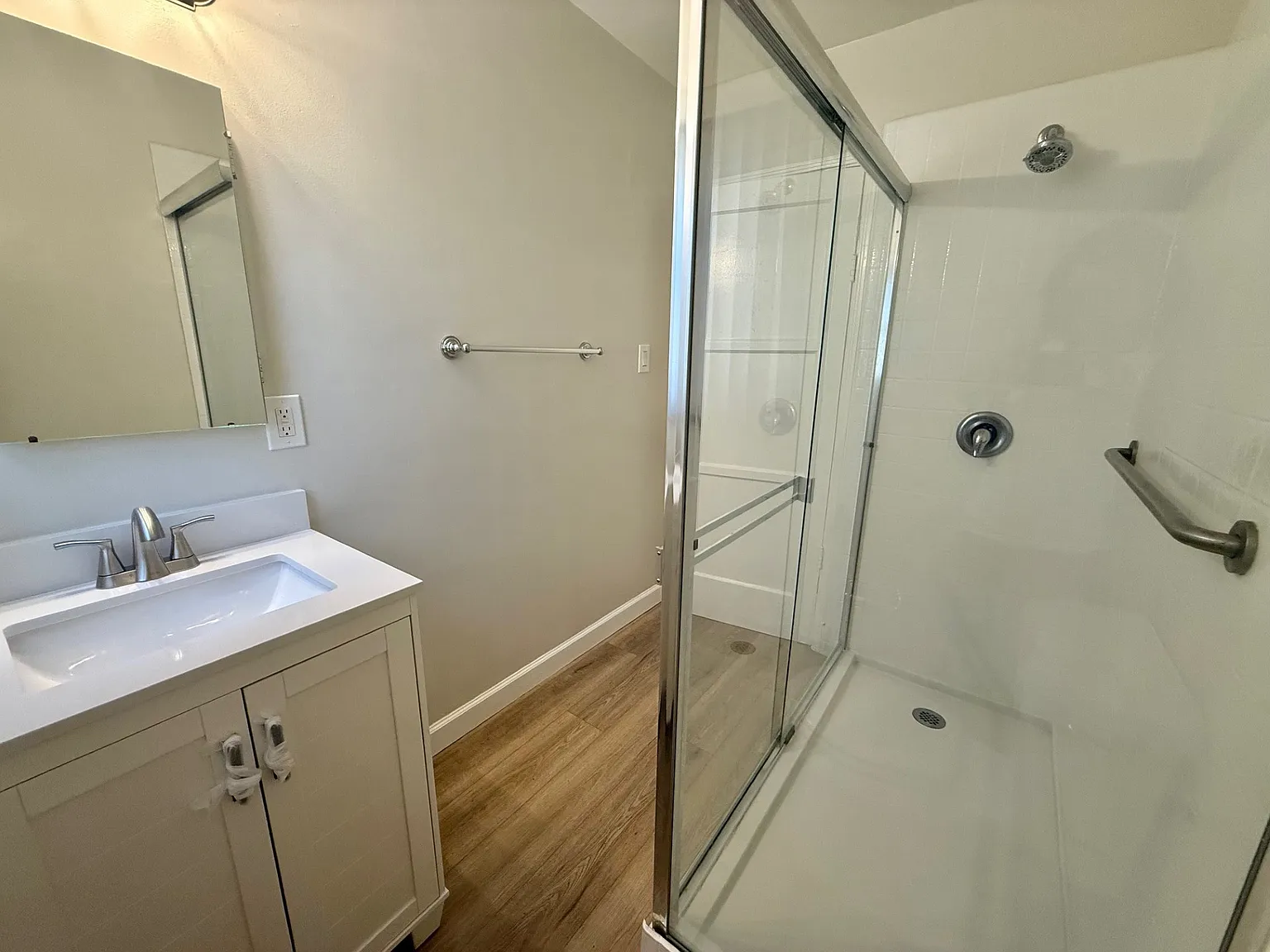 1 bed, $1,925 — Photo 2