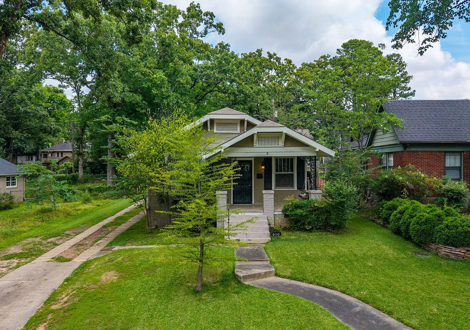 The One Everyone Wants in Hillcrest — Photo 2