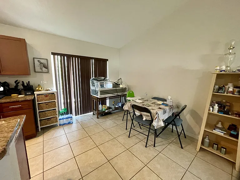 1167 Urmey Ln — Photo 9