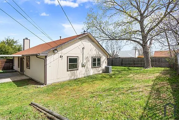 1606 Mona Dr — Photo 20
