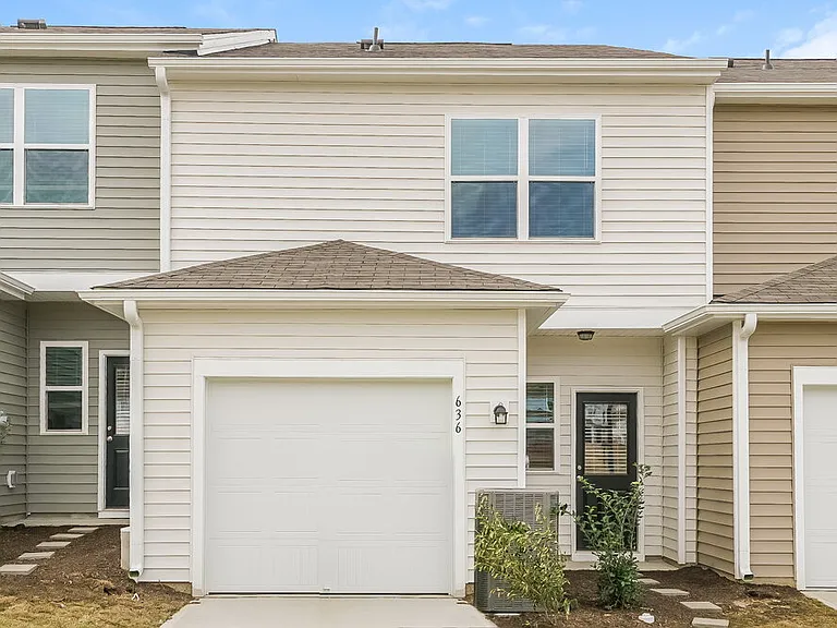636 Wendell Falls Pkwy — Photo 17