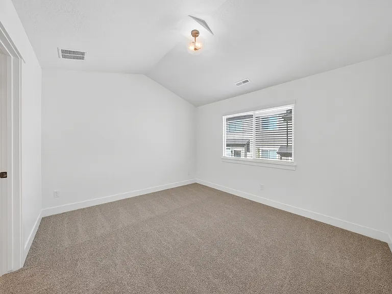 12666 S Bishop Pass Cv — Photo 16