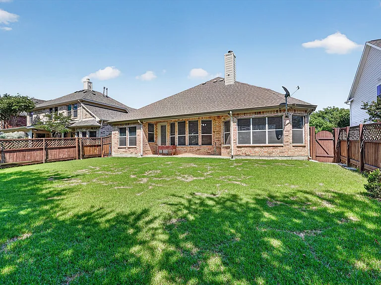 11823 Eden Ln — Photo 24