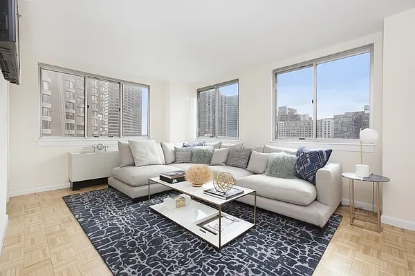 Rented by Park River | media 27