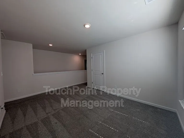 2167 Vanderlyn St — Photo 38
