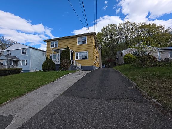 2nd image of 33 Weybosset St #1A