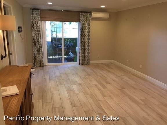 4th image of 7405 Charmant Dr #1927