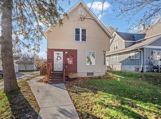 319 Church St, Hartford, WI 53027