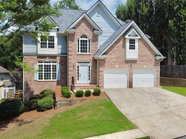 5715 Vinings Place Dr SE, Mableton, GA 30126