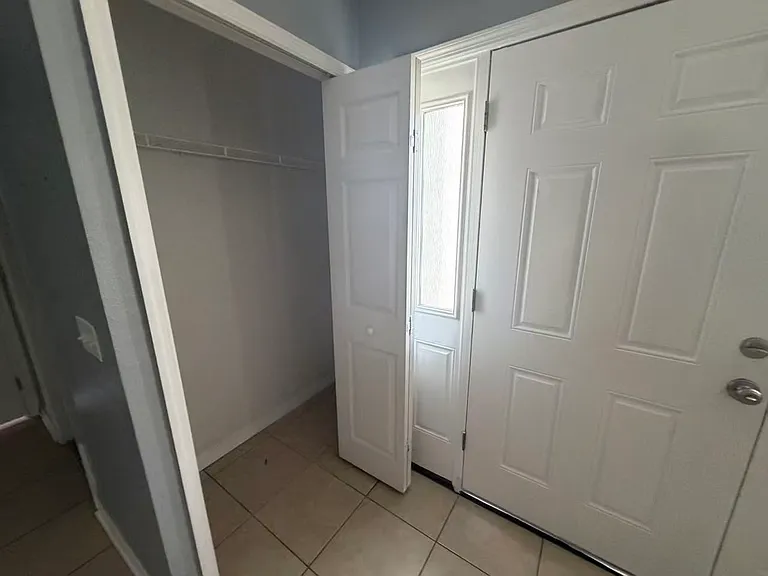 329 Chelmsford Ct — Photo 26
