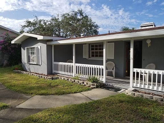 2nd image of 3107 S Canal Dr