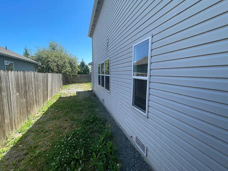 3008 Arbor St — Photo 18