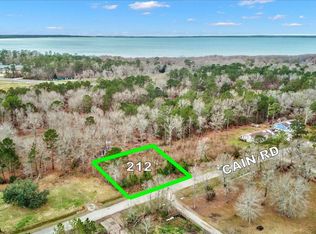 212 Cain Rd, Anahuac, TX 77514