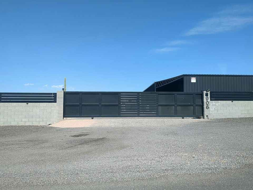 1st image of 4906 N Warner Dr