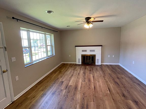2nd image of 447 Bell Dr