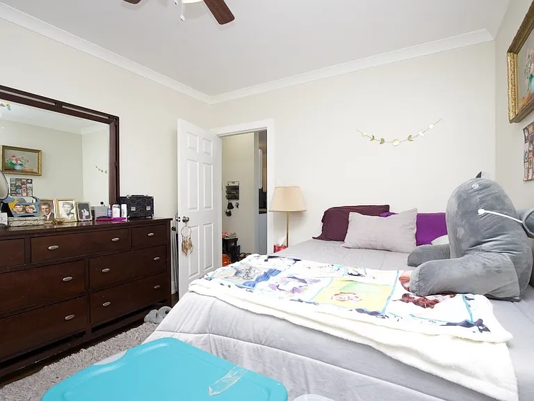 4226 N Clark St #2 — Photo 13