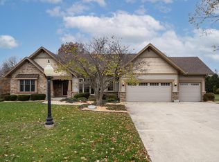 1436 90th St, Racine, WI 53406