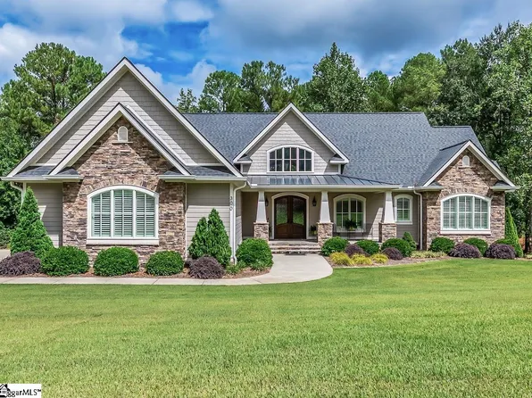 300 Shorewinds Ct, Seneca, SC 29672