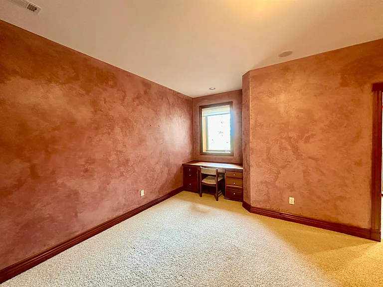 11707 Kestrel Rd — Photo 48