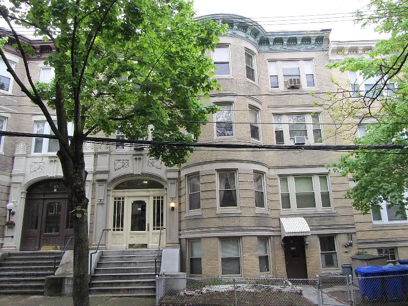 12 Fuller St #4