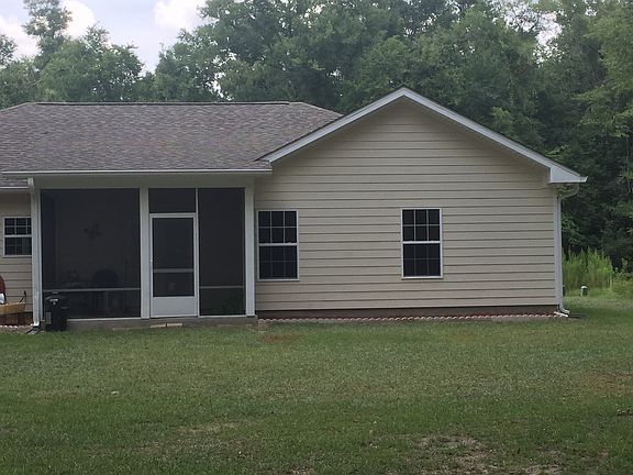 3rd image of 65 Ross Dr