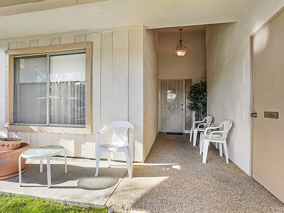3rd image of 26755 Winsome Cir
