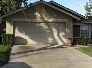 1426 E Babcock Ave, Visalia, CA 93292