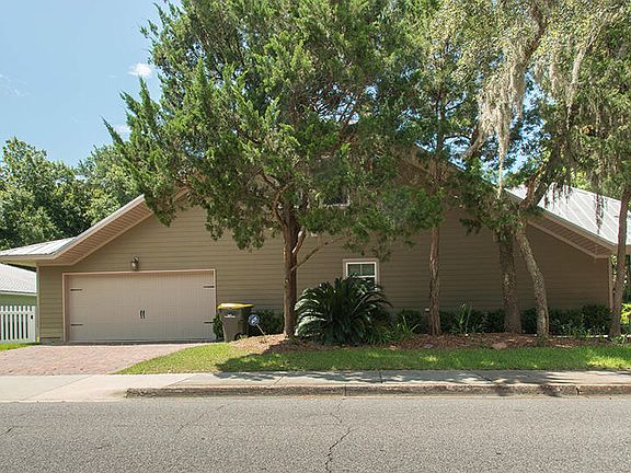 2nd image of 201 Alconese Ave