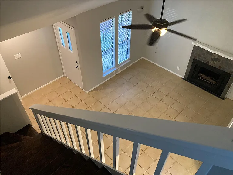 8004 Dowling Cv #B — Photo 11